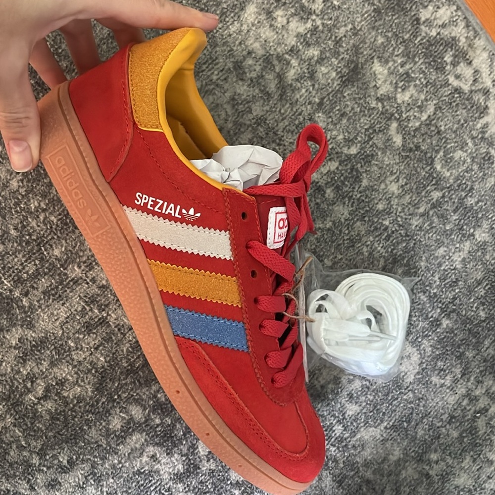 *SOLD*  ADIDAS Handball Spezial Second Hand Scarlet WMNS Shoes Casual Sneakers.